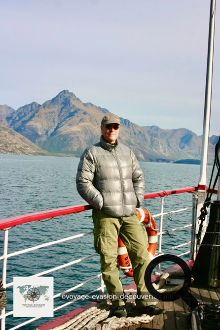 Ce magnifique bateau à vapeur, datant de 1912, permet de faire d'agréables croisières sur le lac Wakatipu.