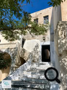 Village de Pyrgos sur l'Île de Santorin - Grèce