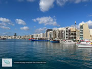 Ville de Tas-Sliema sur l'île de Malte 