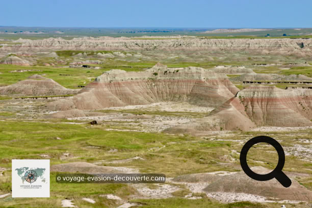 Site de toute beauté et curiosités naturelles impressionnantes, ce parc vous fera découvrir des buttes accidentées et des  roches inclinées aux dégradés de couleurs superbes. C’est une véritable mine d’or pour les amateurs de photos et  randonnées.
