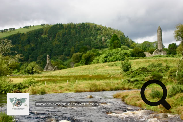 Le village se trouve sur le site d'un ancien monastère dans le comté de Wicklow. Il a été établi au VIe siècle par Saint Kevin, un prêtre ermite, et détruit par les Anglais en 1398.