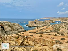 Crystal Lagoon sur l'île de Comino dans l'archipel maltaise