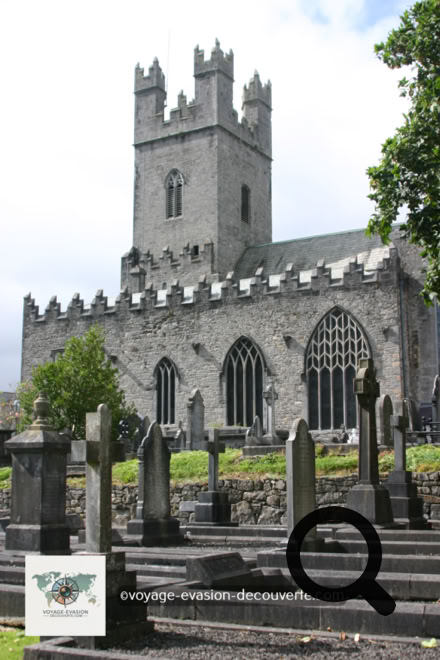 Nous sommes remontés au Nord jusqu’à la cité historique de Limerick où l’on peut visiter le château du Roi Jean, King John’s Castle. Il fut construit au début du XIIIe siècle sous les ordres du roi d'Angleterre Jean sans Terre.