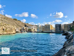 Village de Ix-Xlendi sur l'île de Gozo