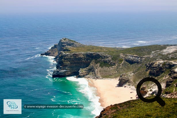 C’est un promontoire rocheux sur la côte atlantique, à l'extrémité de la péninsule du Cap qui se termine à Cape Point, à 2 km du cap de Bonne-Espérance proprement dit. C'est une réserve naturelle parcourue de sentiers côtiers avec des vues à couper le souffle.