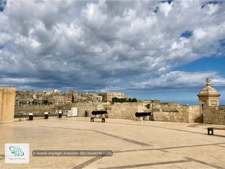 Le Fort Saint-Angelo dans la ville de Il-Birgu sur l'île de Malte