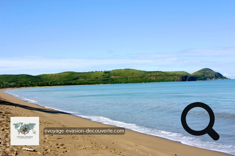 Le lendemain balade sur la plage de Poé avant de partir plus au Nord en direction Hienghène