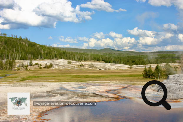 Le parc de Yellowstone est réparti sur plusieurs secteurs ; Old Faithfull Area, Black Sand Basin, Upper Geyser Basin, Midway Geyser Basin et Lower Geyser Basin. Dans tous ces secteurs, vous pourrez admirer la plus grande concentration des geysers au monde ainsi que de magnifiques bassins de couleurs différentes.