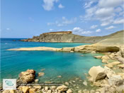 Il-Ġnejna Bay sur l'île de Malte