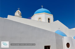 Village de Megalochori sur l'Île de Santorin - Grèce