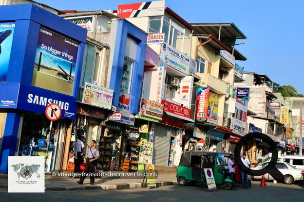 Cette jolie ville située à 500 mètres d'altitude, dans un vallon à la végétation luxuriante, est classée au patrimoine mondial de l'UNESCO depuis 1988.