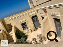 Village de Pyrgos sur l'Île de Santorin - Grèce