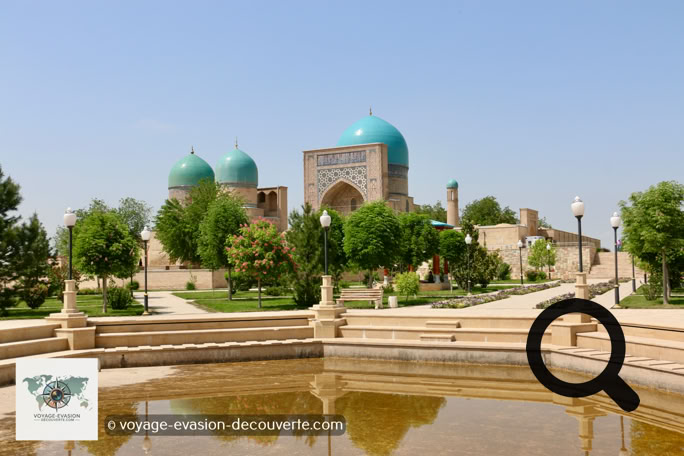 Cet ensemble architectural, dont le nom signifie « la Maison de la Méditation » ou « de la Lecture du Coran », est un lieu profondément spirituel, empreint de sérénité.