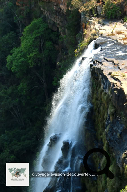 Les chutes de Lisbonne sont des chutes du ruisseau Lisbonne, un affluent de la rive droite de la rivière  Blyde. Mesurant 94 mètres de haut, elle sont les plus hautes chutes d'eau de la province de Mpumalanga. 