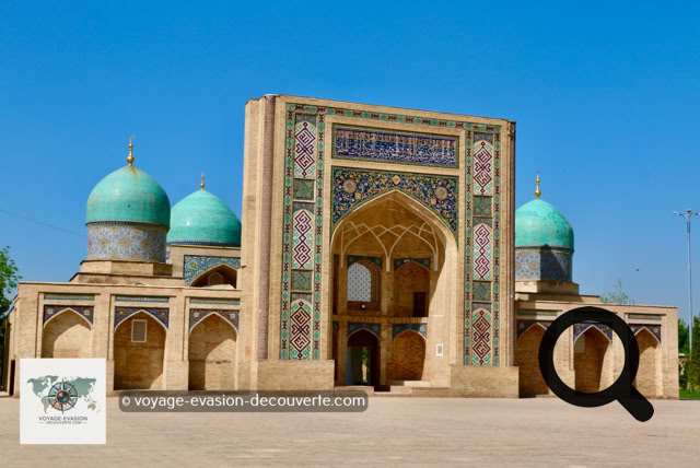 Situé dans le vieux Tachkent, cet ensemble est le centre religieux le plus important de la capitale. Il comprend plusieurs médersas, une mosquée du vendredi et la célèbre médersa Barak Khan, construite au XVIᵉ siècle. L’endroit est paisible, imprégné d’une grande spiritualité.